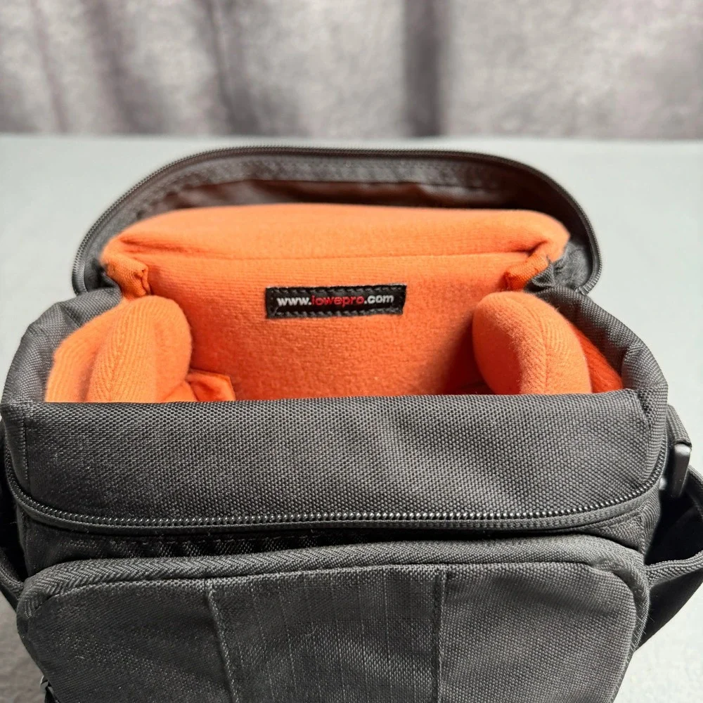 Lowepro Black Camera Bag Padded Orange‎ Interior Shoulder Case with SD Slot